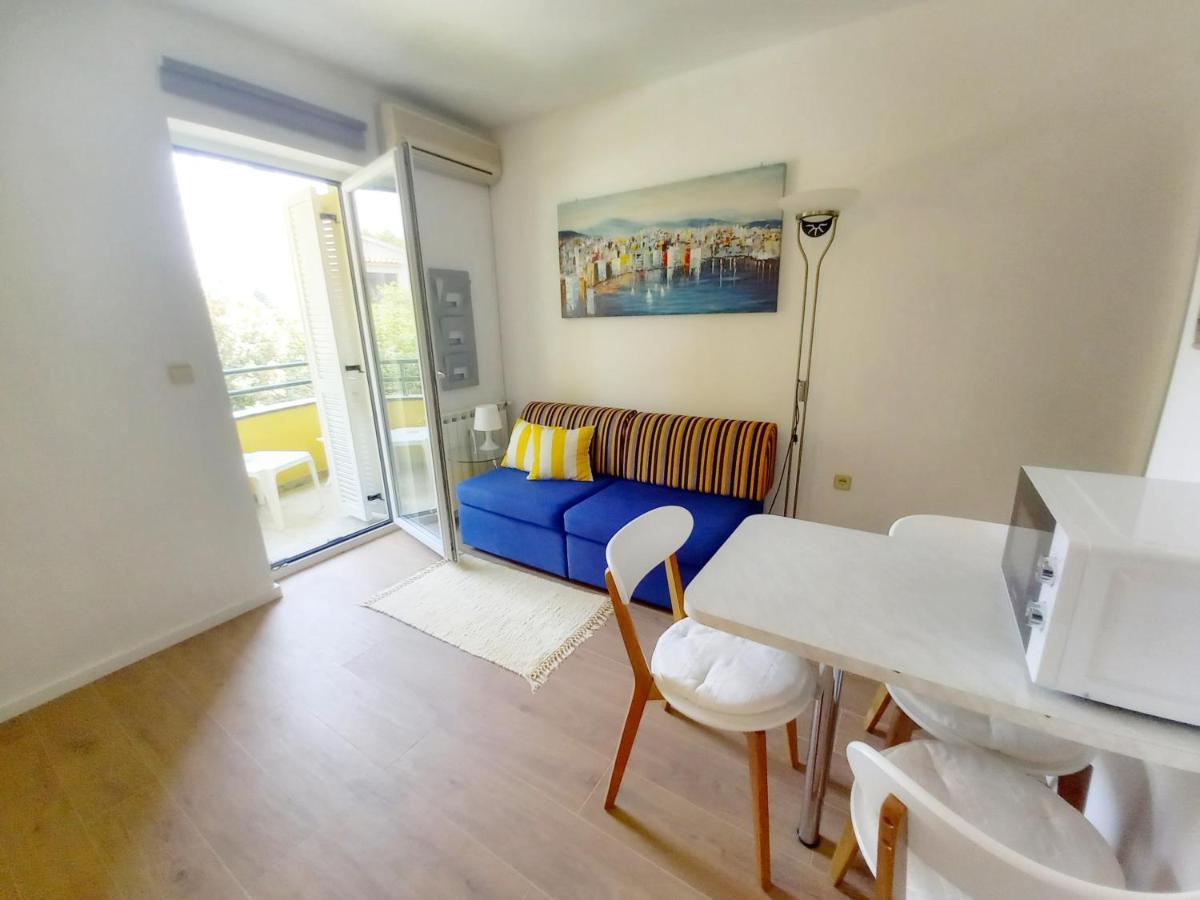 Apartment Lungomare Pula Ngoại thất bức ảnh