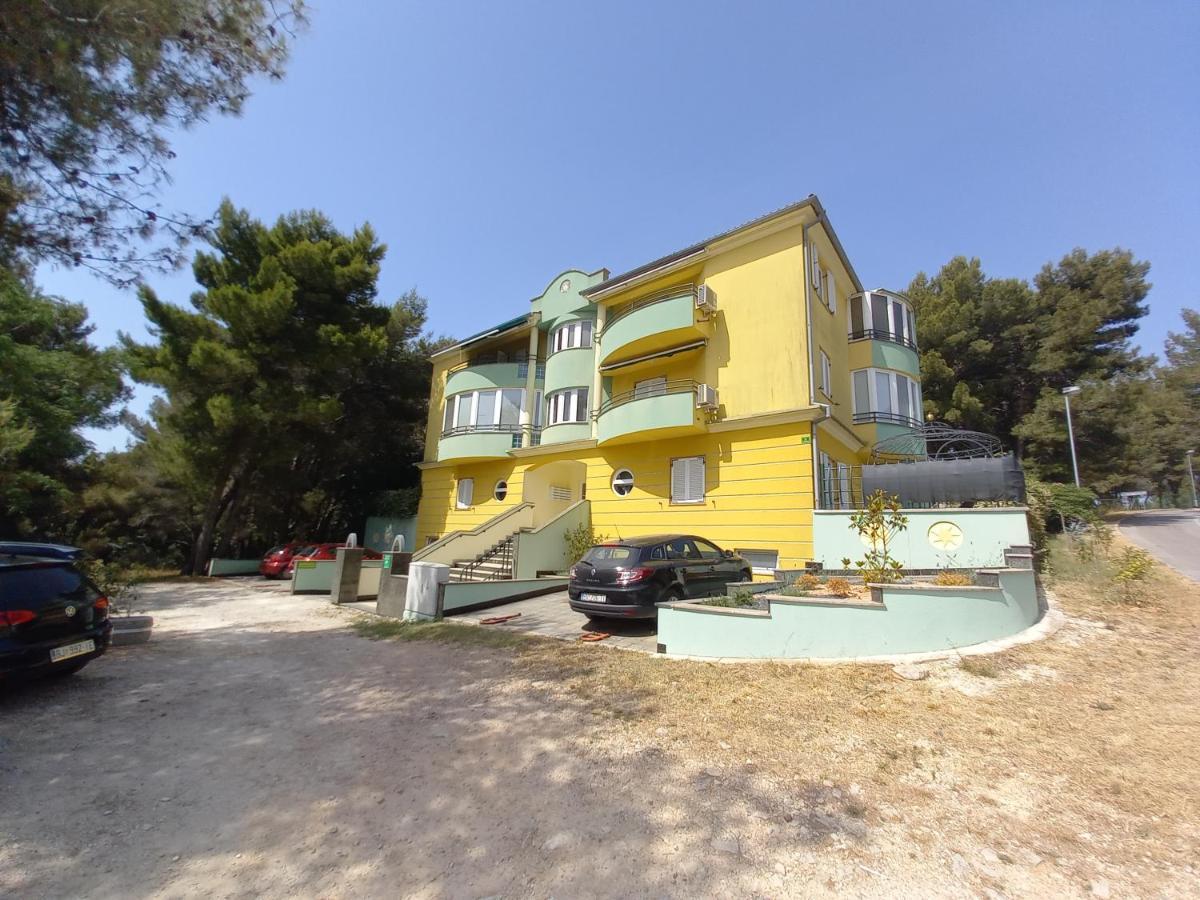 Apartment Lungomare Pula Ngoại thất bức ảnh