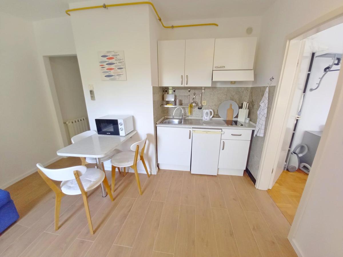 Apartment Lungomare Pula Ngoại thất bức ảnh