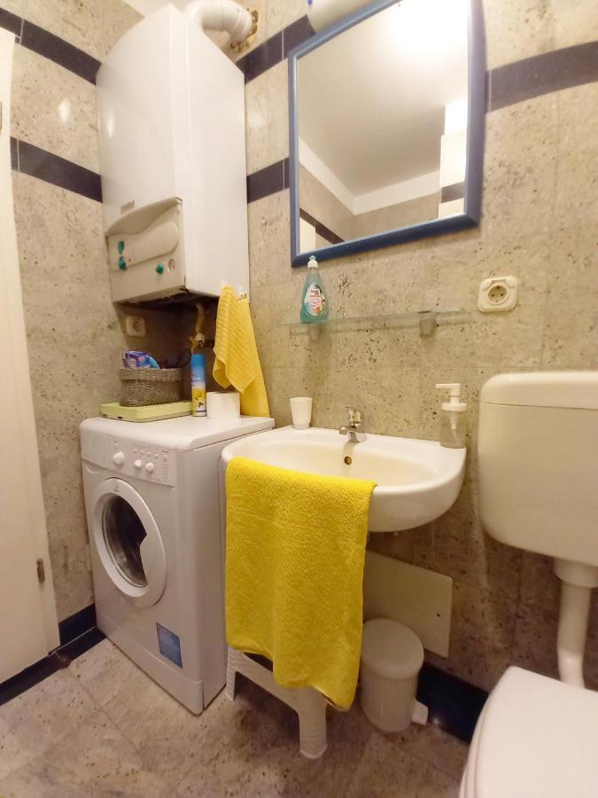 Apartment Lungomare Pula Ngoại thất bức ảnh